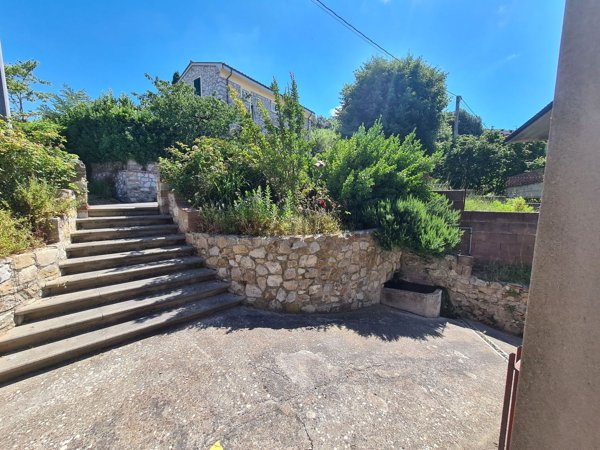 appartamento in vendita a Castellina Marittima