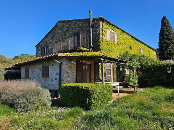 casale in vendita a Castellina Marittima in zona Terriccio