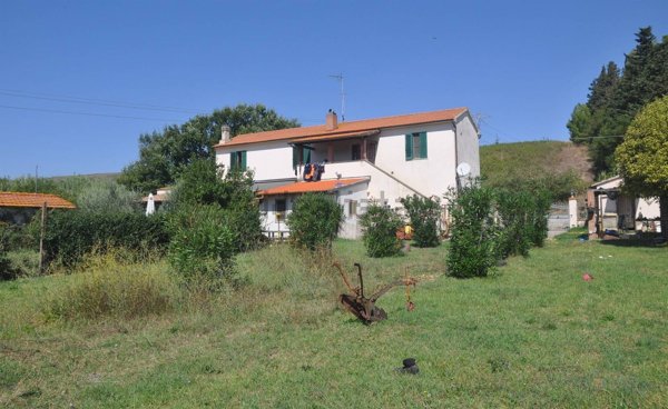 casale in vendita a Castellina Marittima in zona Terriccio