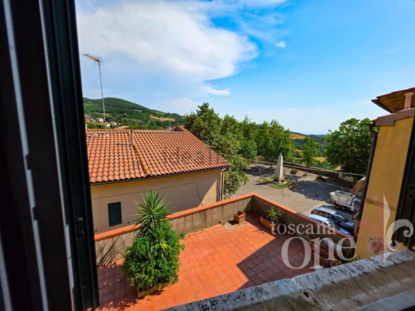 casa indipendente in vendita a Castellina Marittima in zona Terriccio