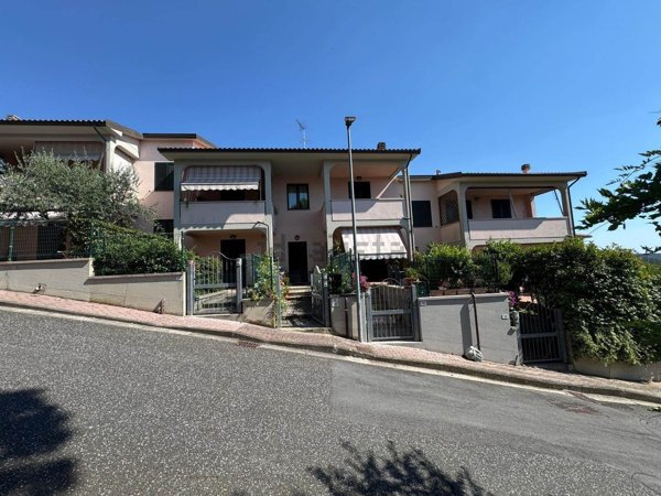 appartamento in vendita a Castellina Marittima