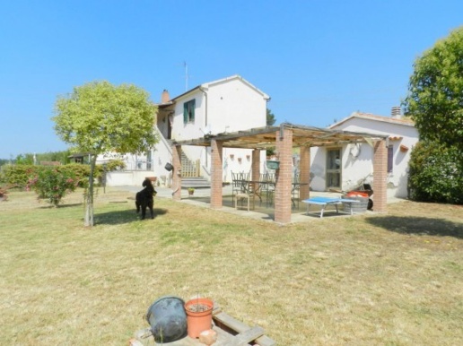 casa indipendente in vendita a Castellina Marittima in zona Terriccio
