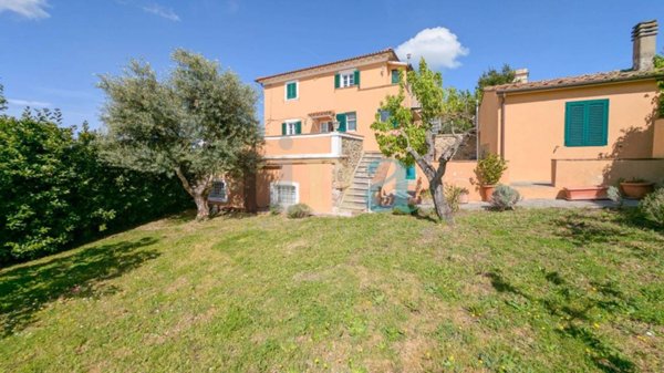 casa indipendente in vendita a Castellina Marittima