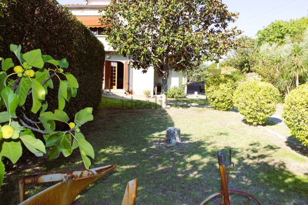 casa indipendente in vendita a Castellina Marittima in zona Terriccio