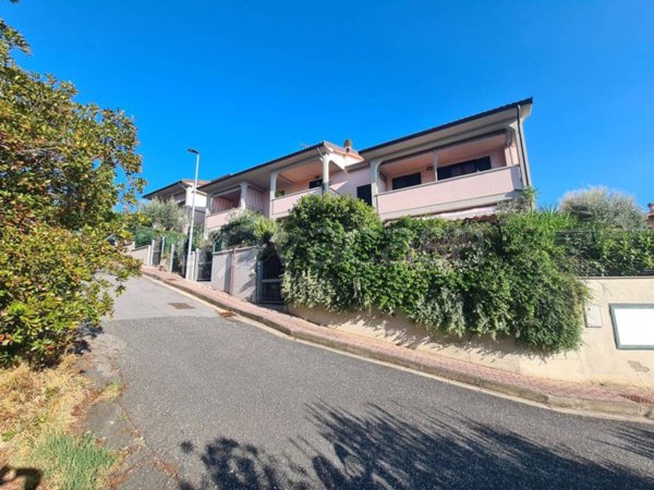 appartamento in vendita a Castellina Marittima