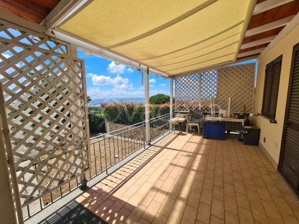 appartamento in vendita a Castellina Marittima