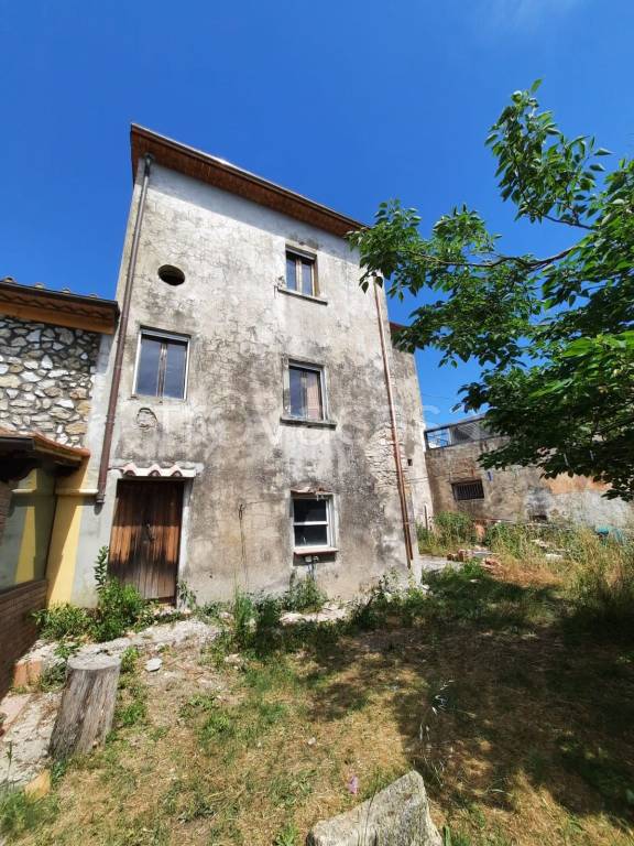 casa indipendente in vendita a Castellina Marittima