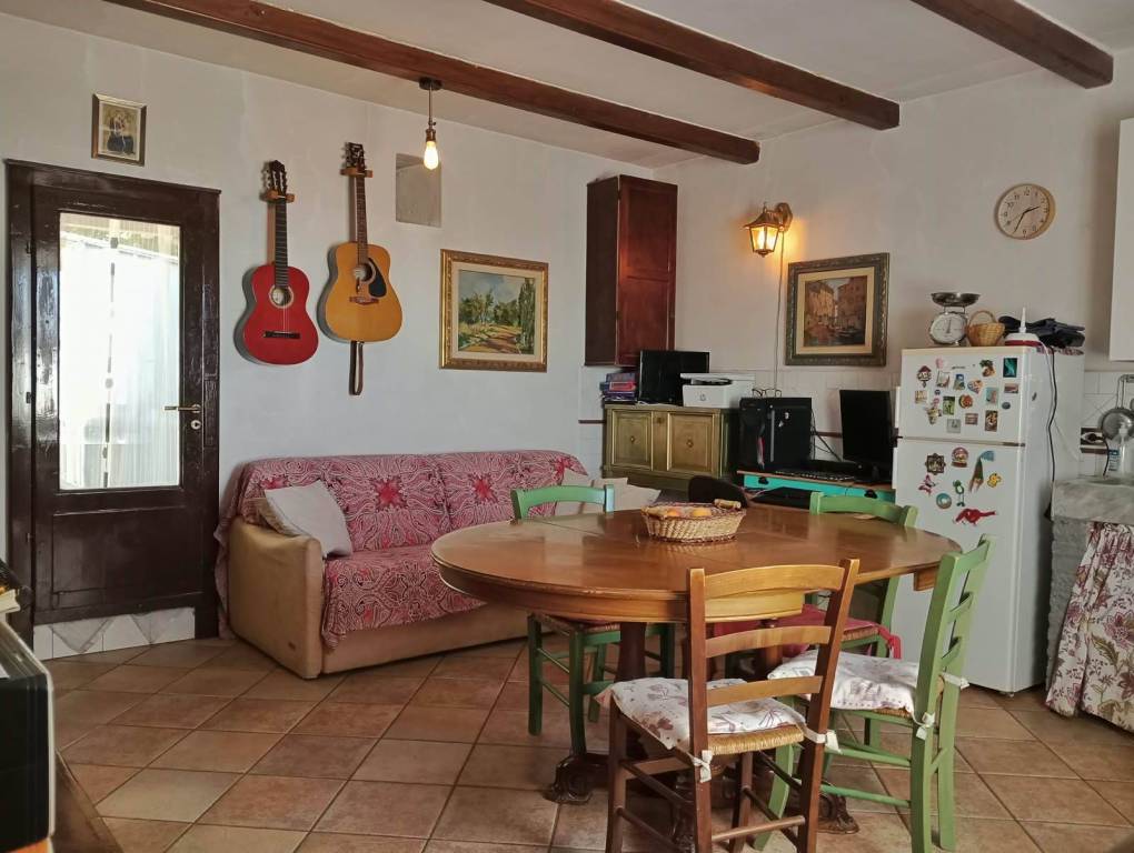 appartamento in vendita a Castellina Marittima