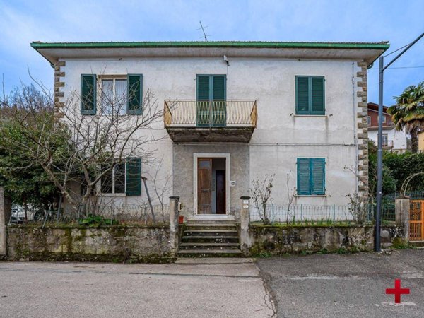 appartamento in vendita a Castelnuovo di Val di Cecina