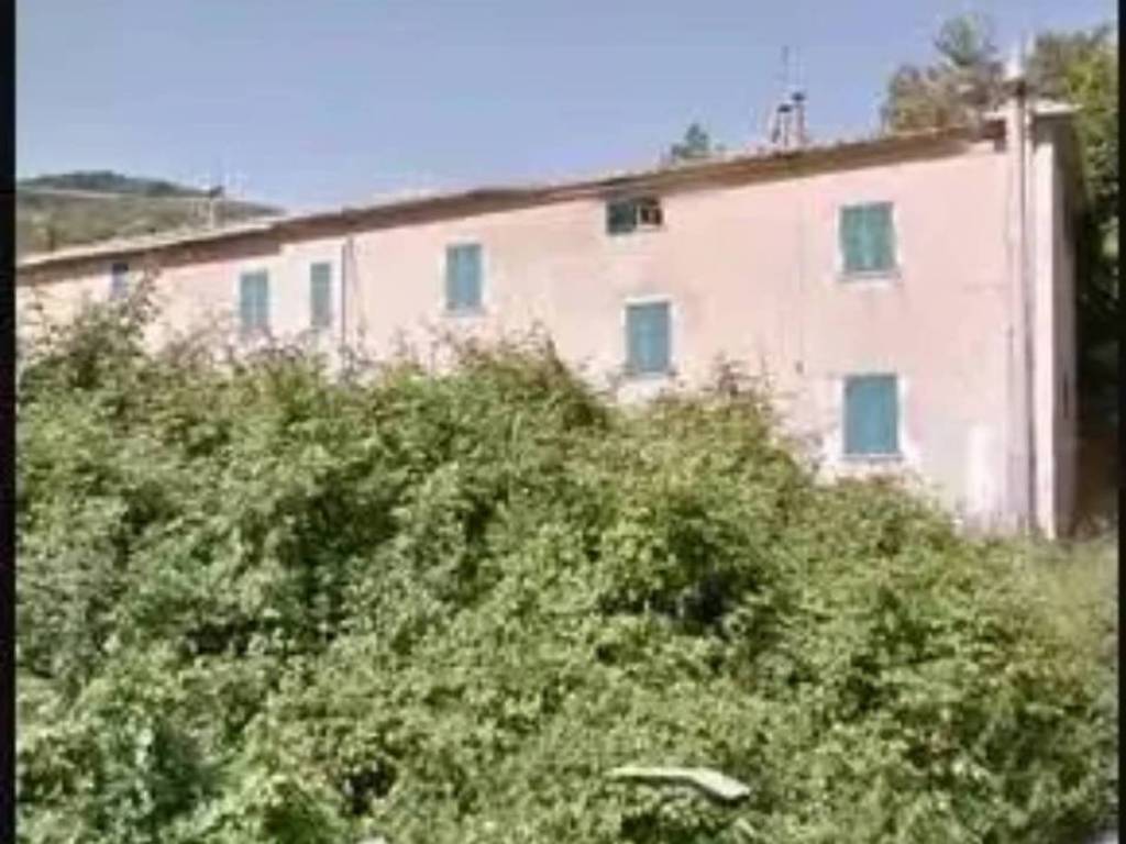 appartamento in vendita a Castelnuovo di Val di Cecina