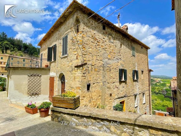casa indipendente in vendita a Castelnuovo di Val di Cecina