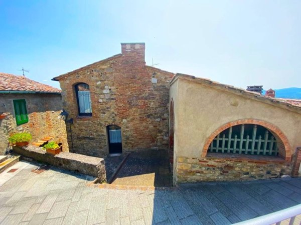 casa indipendente in vendita a Castelnuovo di Val di Cecina