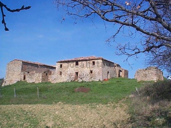 rudere in vendita a Castelnuovo di Val di Cecina