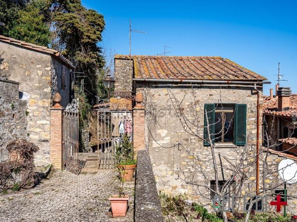 appartamento in vendita a Castelnuovo di Val di Cecina