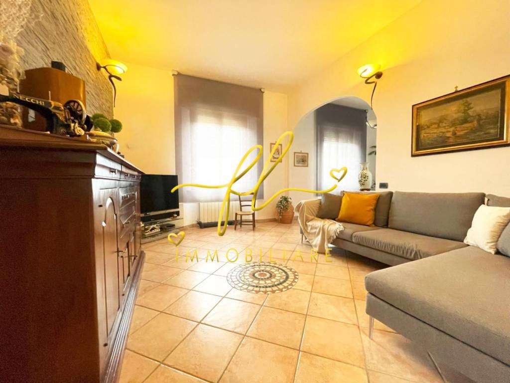 appartamento in vendita a Castelnuovo di Val di Cecina