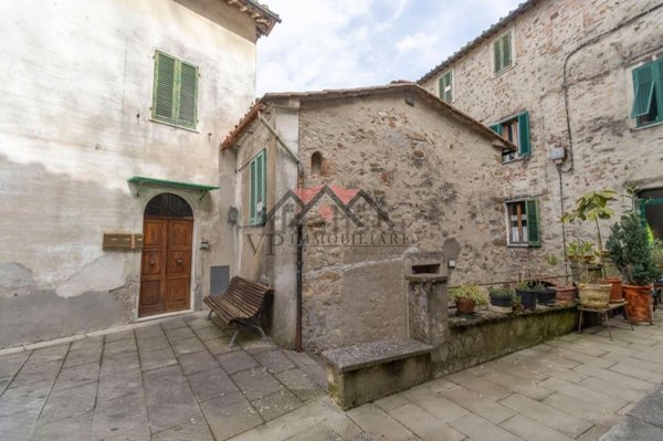 casa indipendente in vendita a Castelnuovo di Val di Cecina