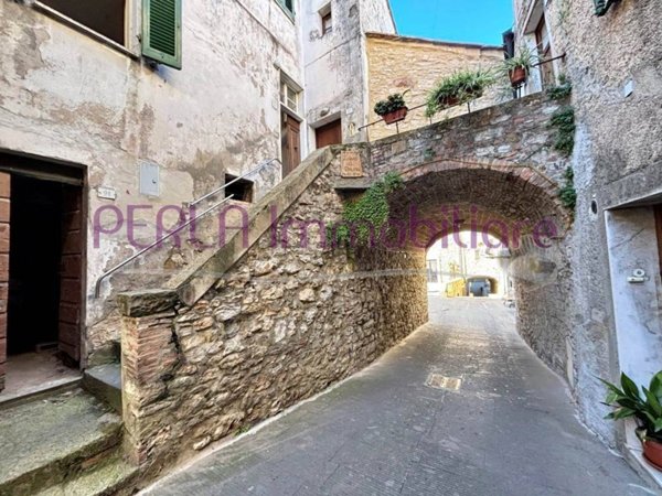 appartamento in vendita a Castelnuovo di Val di Cecina