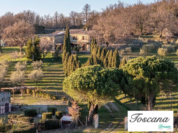 casa indipendente in vendita a Castelnuovo di Val di Cecina