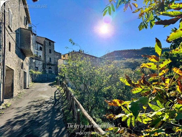 casa indipendente in vendita a Castelnuovo di Val di Cecina