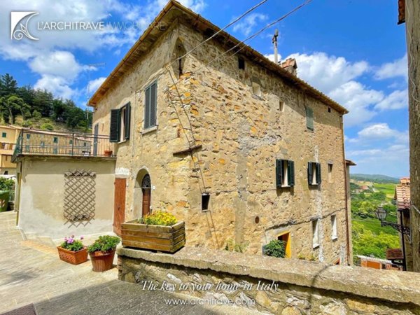 casa indipendente in vendita a Castelnuovo di Val di Cecina