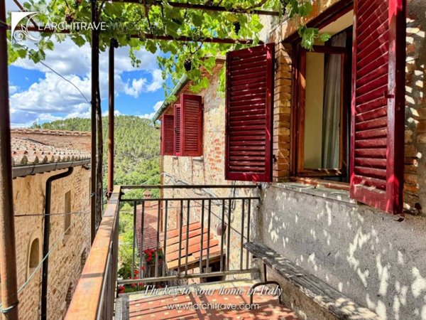 casa indipendente in vendita a Castelnuovo di Val di Cecina