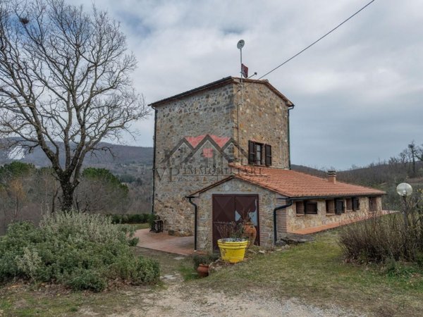 casa indipendente in vendita a Castelnuovo di Val di Cecina