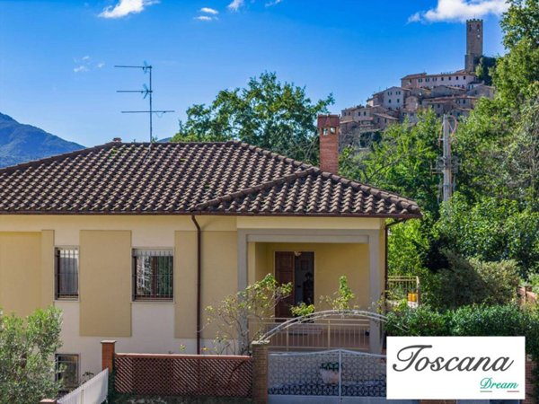casa indipendente in vendita a Castelnuovo di Val di Cecina