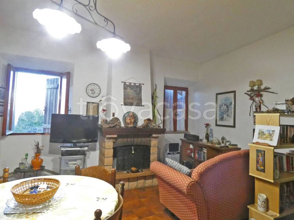 appartamento in vendita a Castelnuovo di Val di Cecina