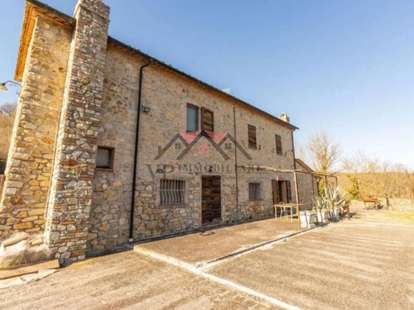 casa indipendente in vendita a Castelnuovo di Val di Cecina
