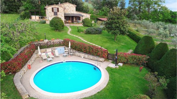 pentavano in vendita a Castelnuovo di Val di Cecina