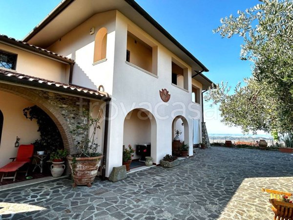 casa indipendente in vendita a Chianni