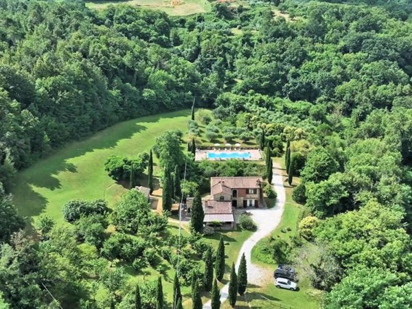 casa indipendente in vendita a Chianni