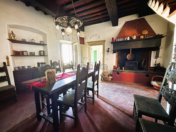 casa indipendente in vendita a Chianni in zona Rivalto