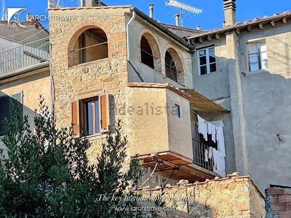 casa indipendente in vendita a Chianni