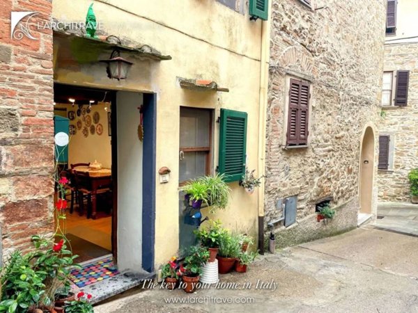 casa indipendente in vendita a Chianni