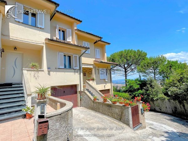 casa indipendente in vendita a Chianni