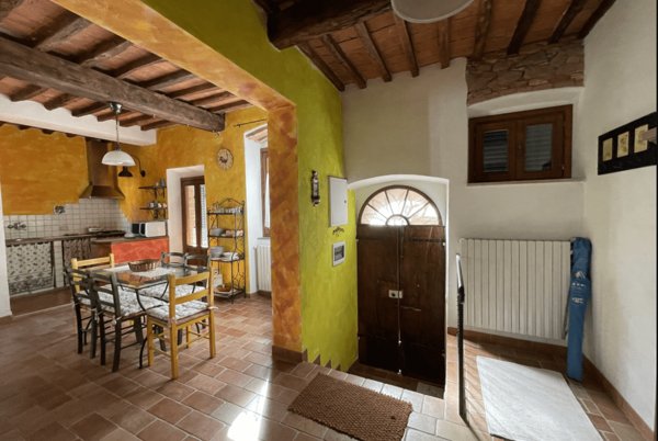 appartamento in vendita a Chianni in zona Rivalto