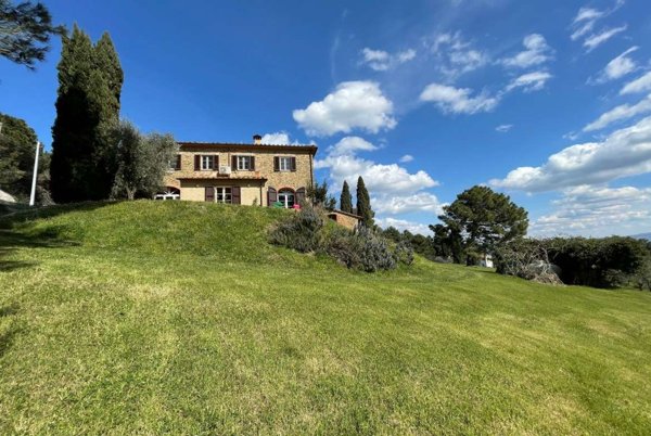 casa indipendente in vendita a Chianni in zona Rivalto