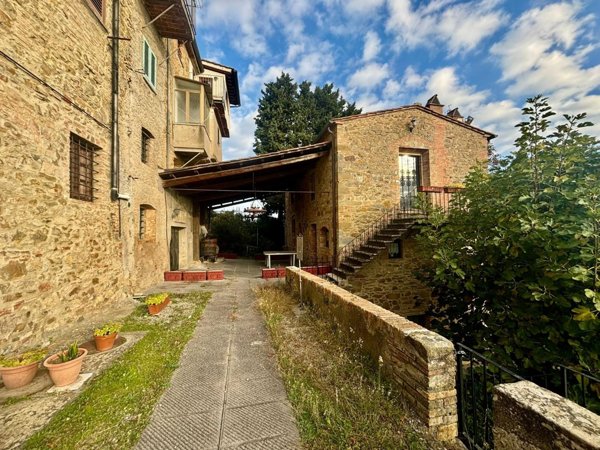 casa indipendente in vendita a Chianni