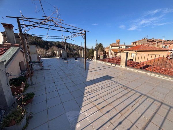 appartamento in vendita a Chianni
