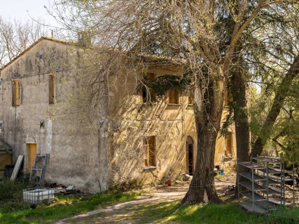 casa indipendente in vendita a Chianni