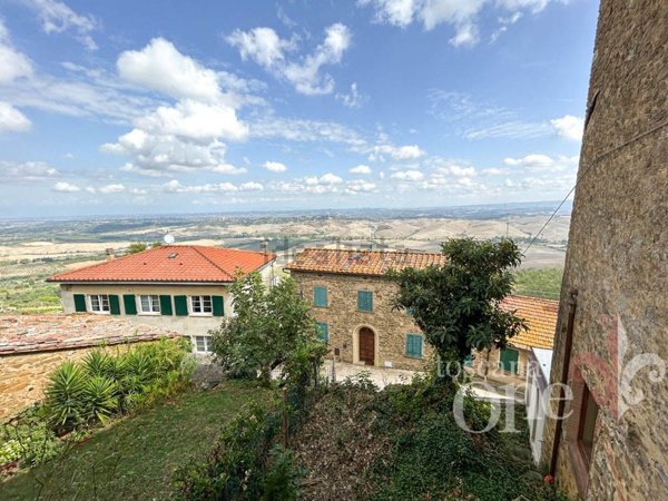casa indipendente in vendita a Chianni in zona Rivalto