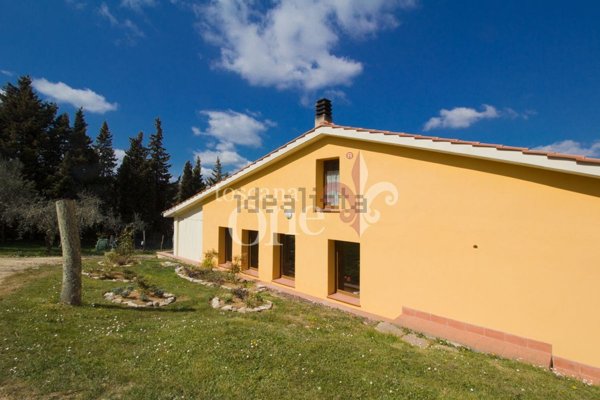 casa semindipendente in vendita a Chianni in zona Rivalto