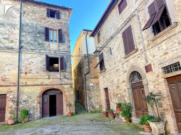 casa indipendente in vendita a Chianni