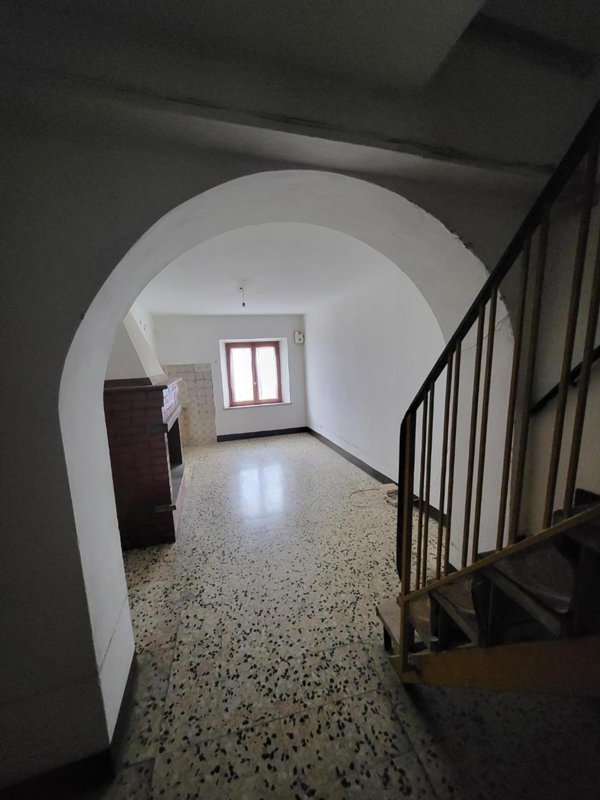 appartamento in vendita a Chianni in zona Rivalto