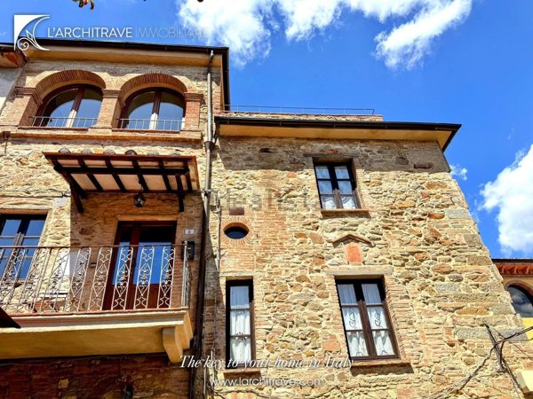 casa indipendente in vendita a Chianni