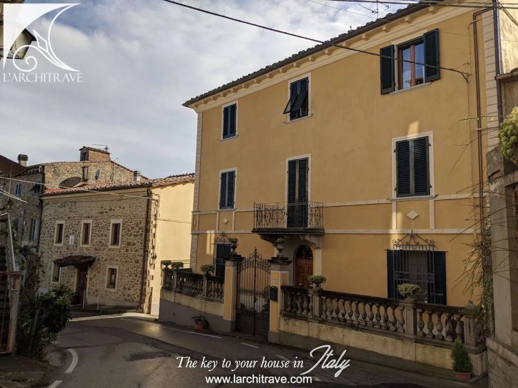 casa indipendente in vendita a Chianni