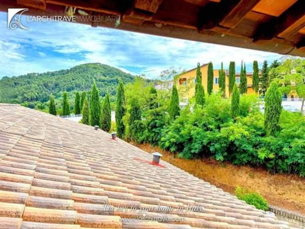 casa indipendente in vendita a Chianni in zona Rivalto
