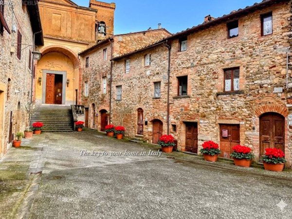 casa indipendente in vendita a Chianni