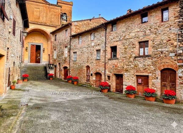 casa indipendente in vendita a Chianni